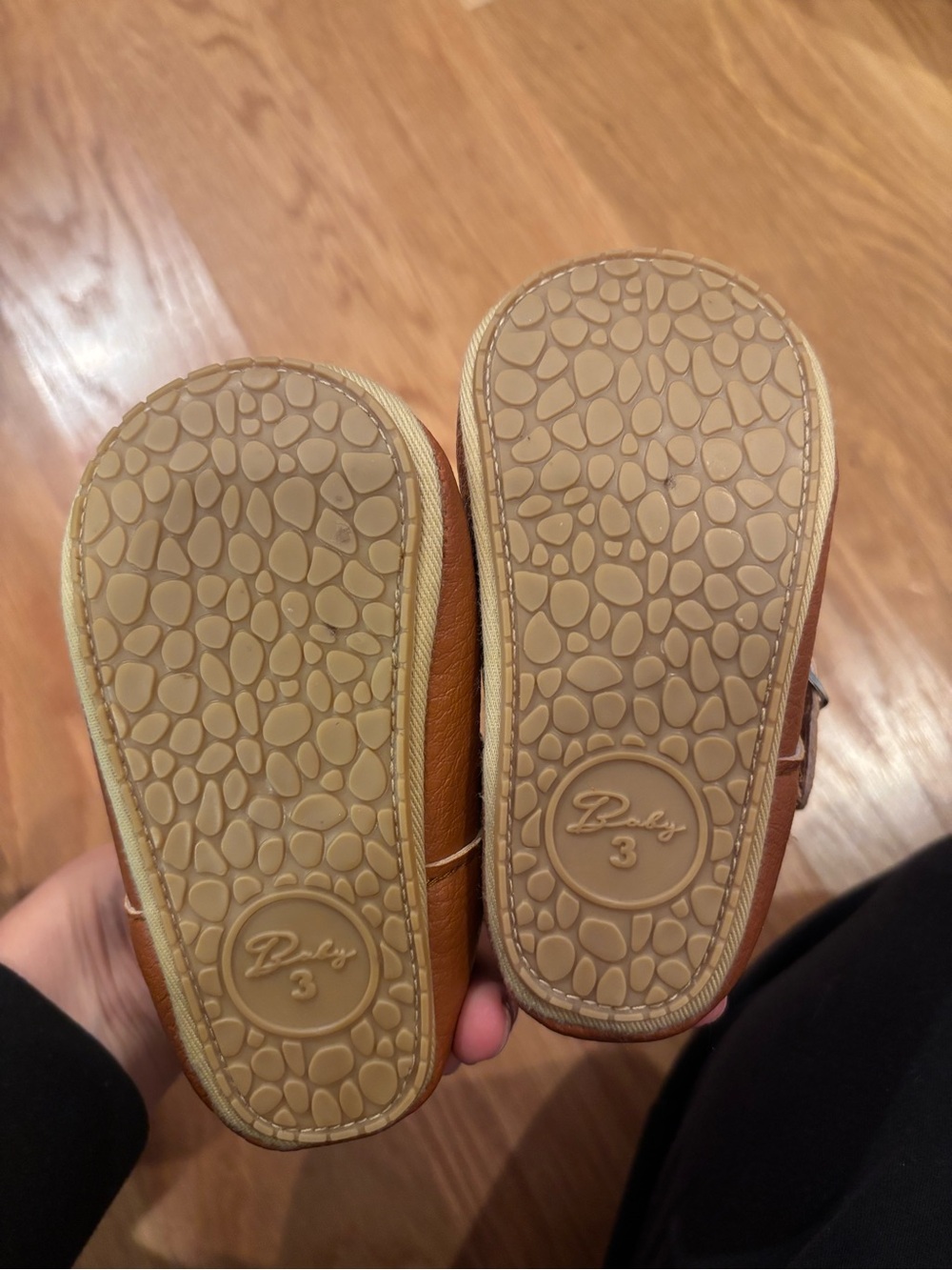 Amazon Brown T-Strap Baby Walker Shoes. Size 3T. - Picture 2 of 2